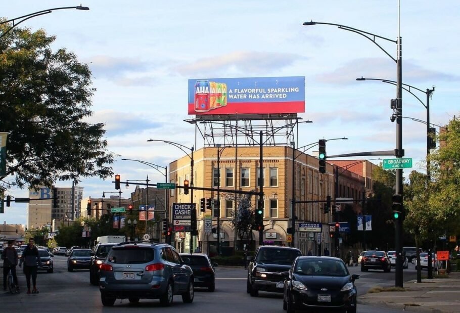 Chicago Static Billboard Advertising